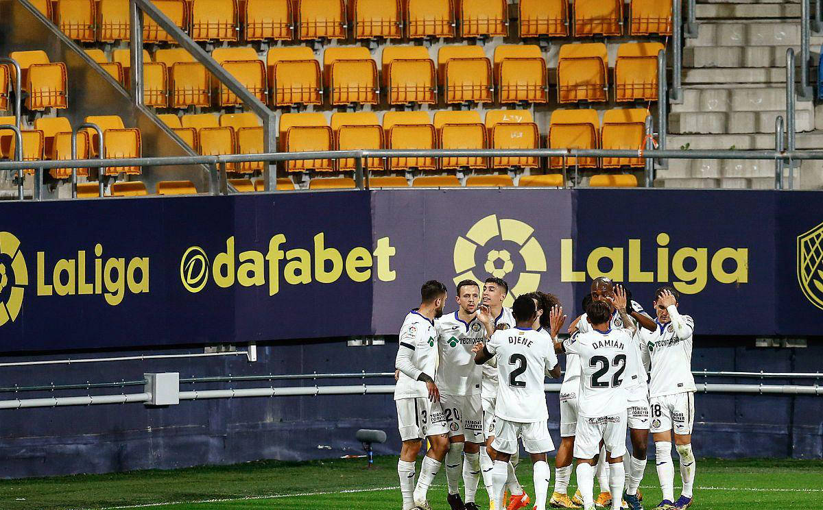 赫罗纳近两轮保持不败，皇家马德里开启客场连续征程第五站